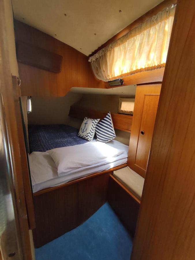 Dormire In Barca A Vela Maratea Exteriör bild